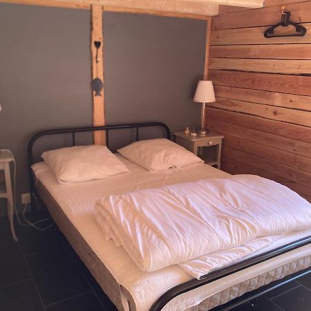 La Cabane Charmante Petite Maison 2 Chambres A 2,5Km Plage Saint-Georges-d'Oleron Eksteriør bilde